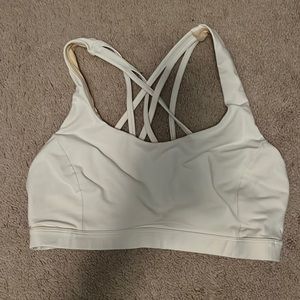Lululemon Free to be Serene bra Size 8 White